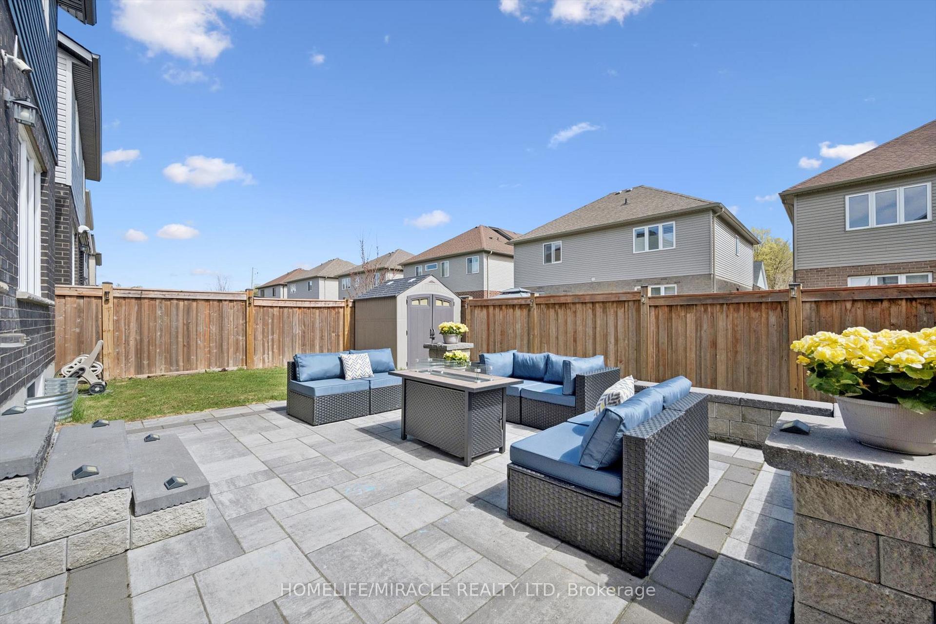 Photo 41 of 736 Wood Lily Street, Waterloo, Columbia Forest/Clair Hills — HOMEH