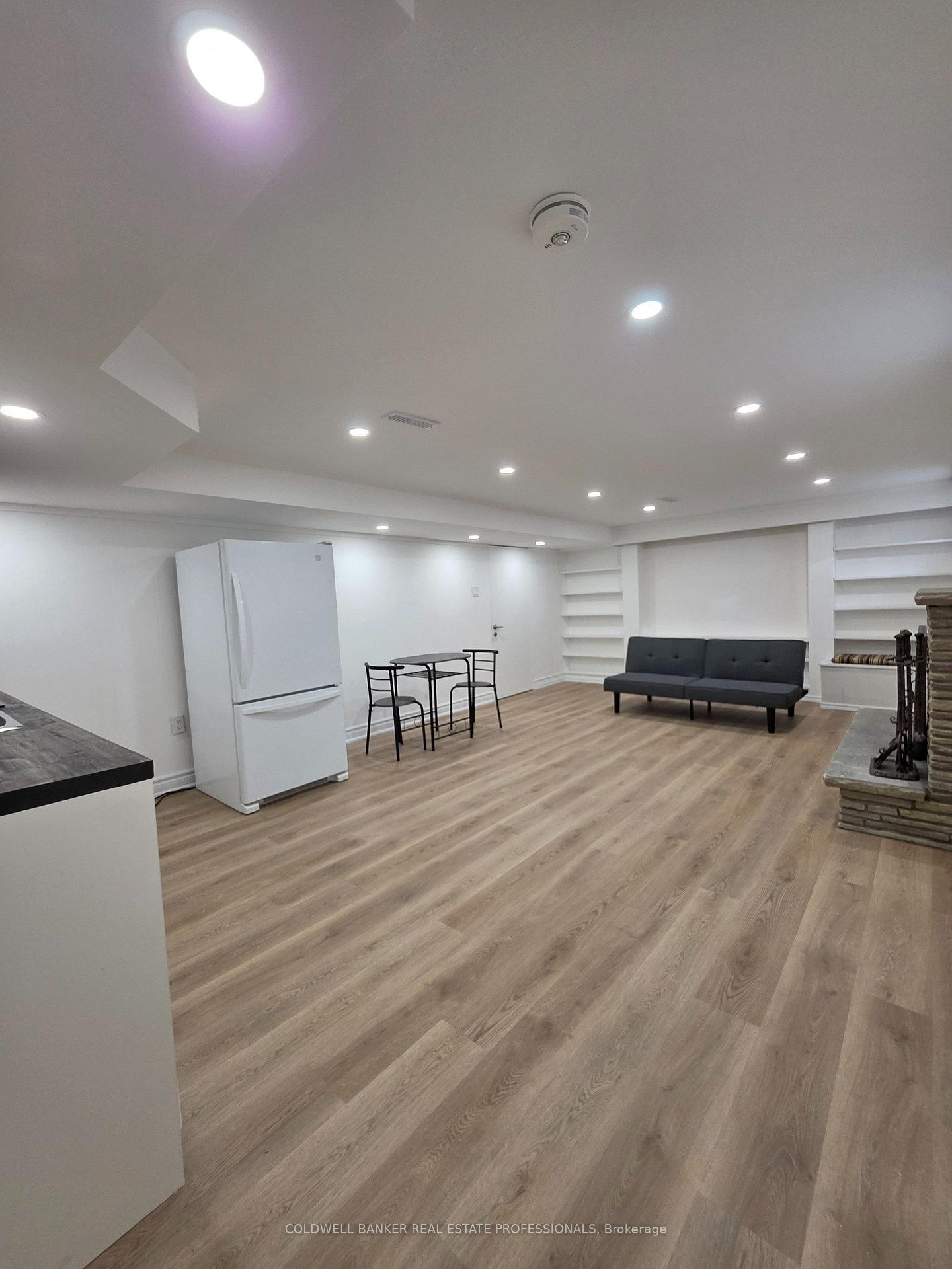 Photo 6 of Unit Basement A, 232 Newton Drive, North York, Newtonbrook East — HOMEH