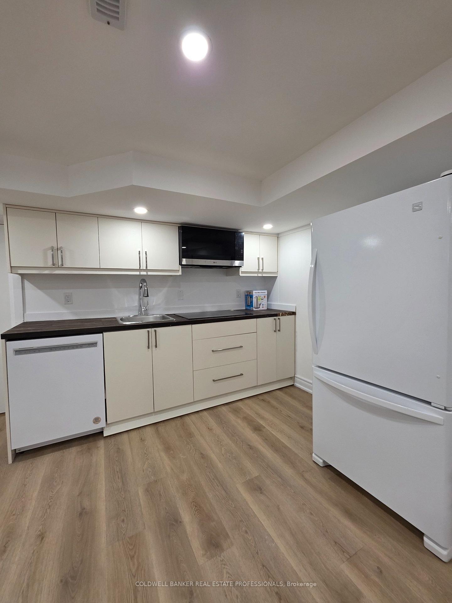 Photo 8 of Unit Basement A, 232 Newton Drive, North York, Newtonbrook East — HOMEH