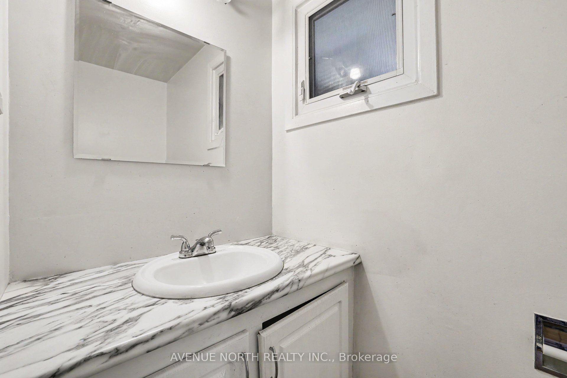 Photo 12 of 68 Downsview Crescent, Ottawa, Tanglewood — HOMEH