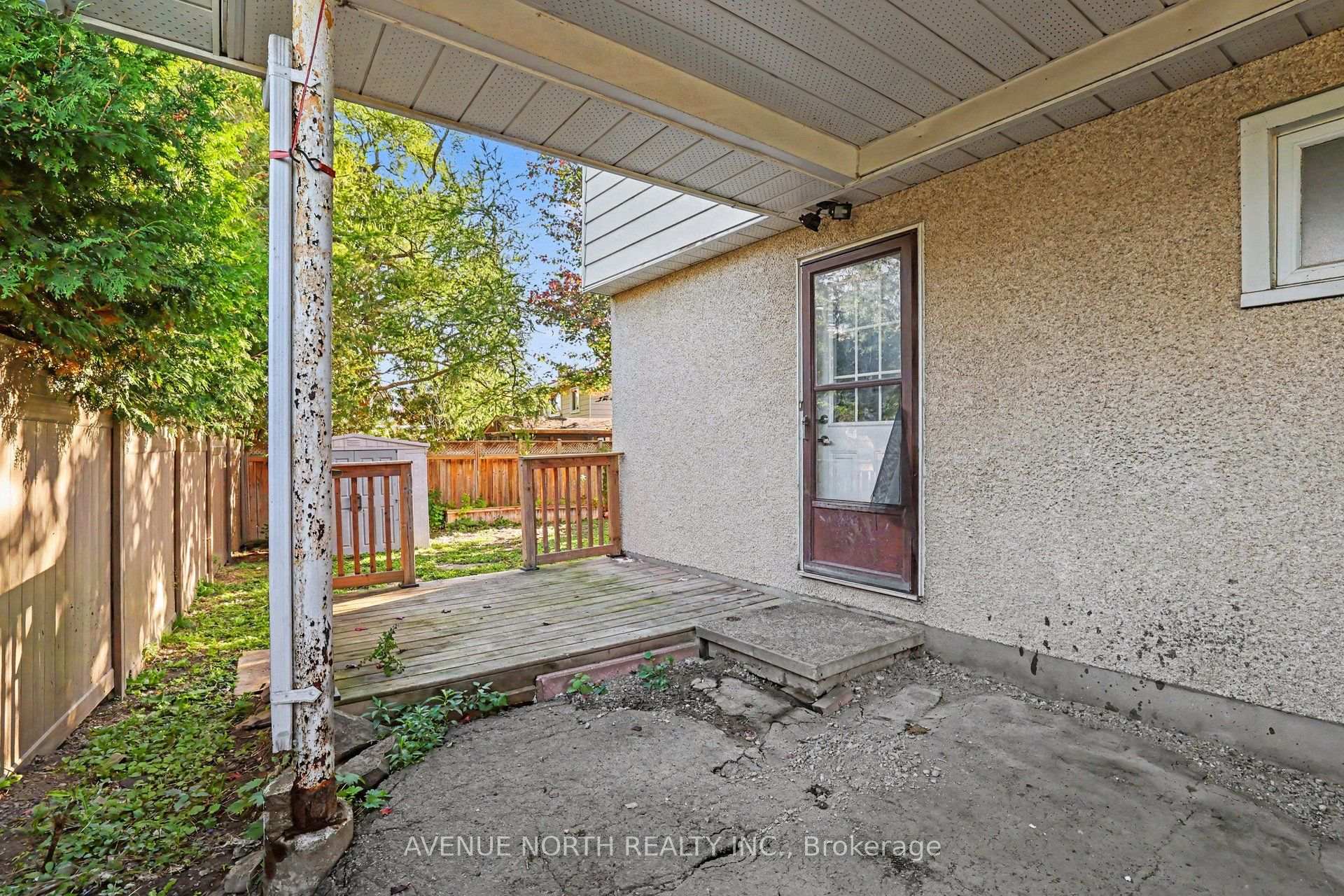 Photo 19 of 68 Downsview Crescent, Ottawa, Tanglewood — HOMEH