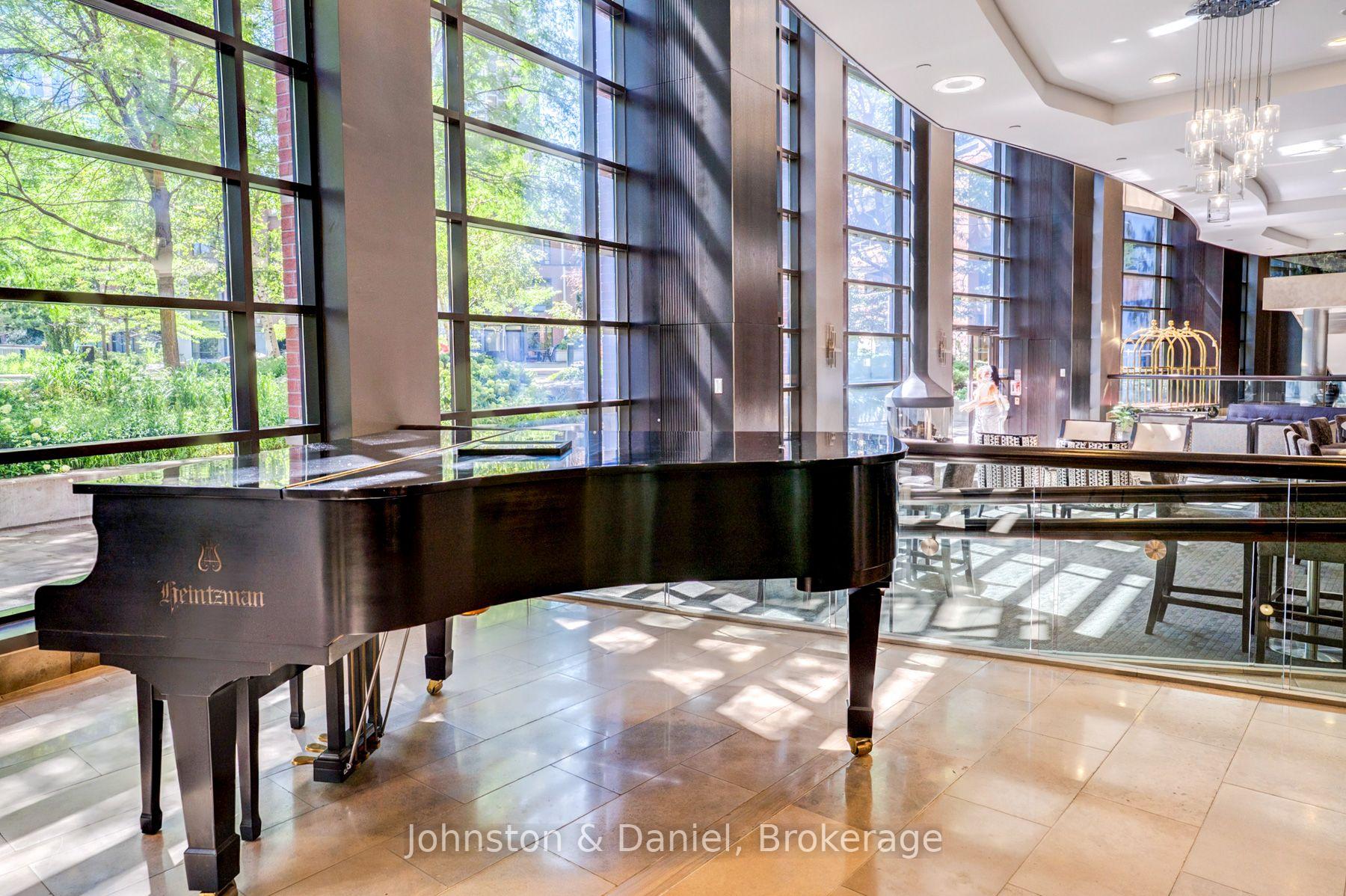 Photo 36 of Unit 805, 33 Sheppard Avenue E, North York, Willowdale East — HOMEH