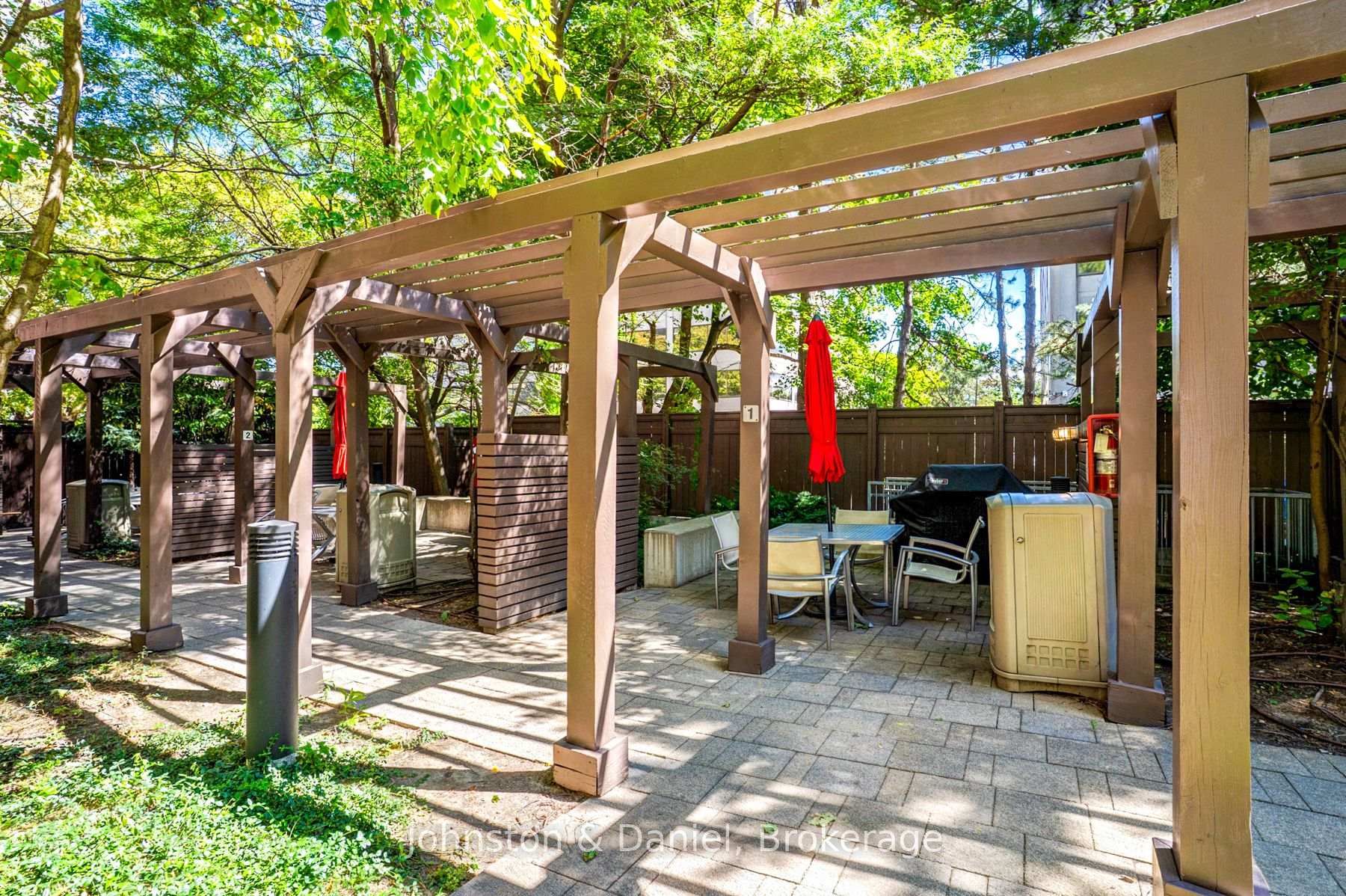Photo 37 of Unit 805, 33 Sheppard Avenue E, North York, Willowdale East — HOMEH