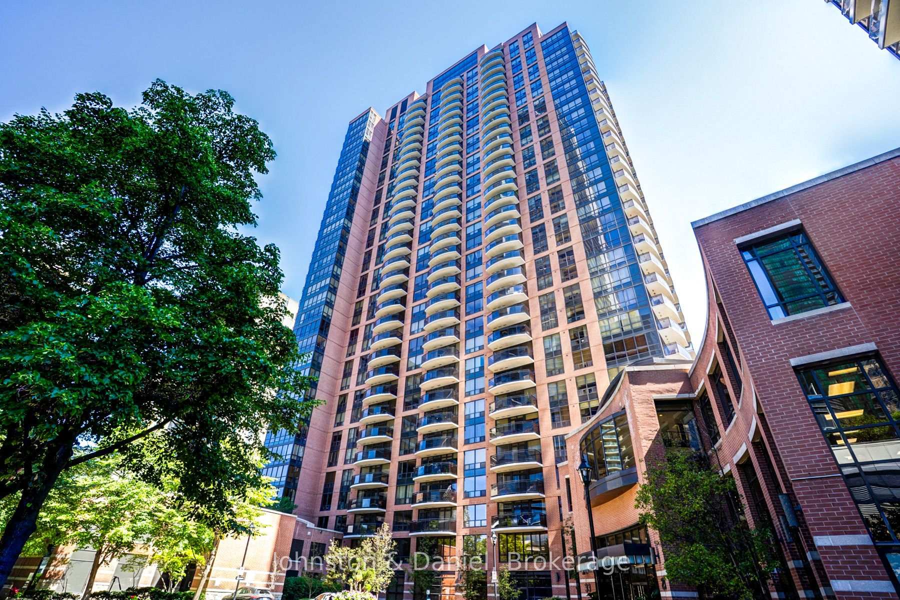 Photo 46 of Unit 805, 33 Sheppard Avenue E, North York, Willowdale East — HOMEH