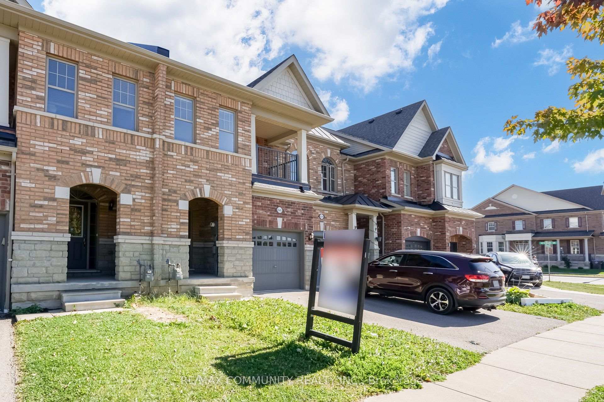 Photo 1 of 66 Kempsford Crescent, Brampton, Northwest Brampton — HOMEH
