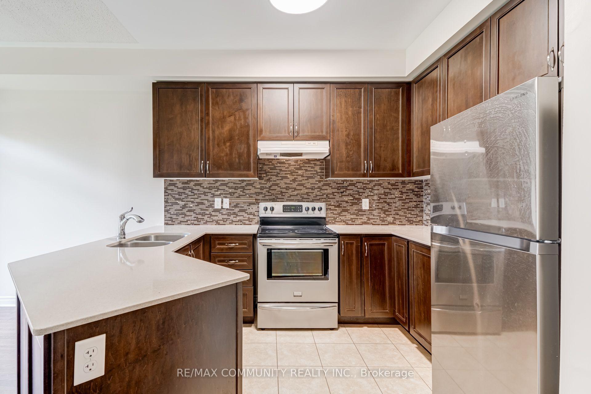 Photo 13 of 66 Kempsford Crescent, Brampton, Northwest Brampton — HOMEH