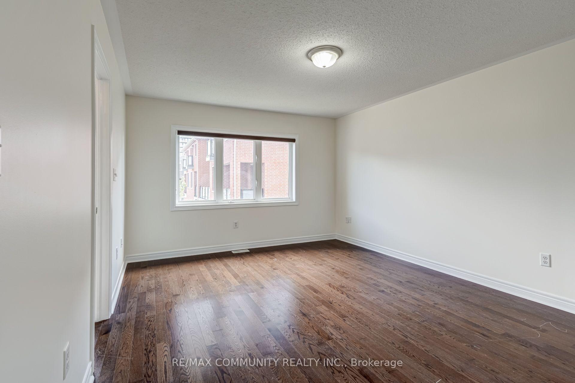 Photo 17 of 66 Kempsford Crescent, Brampton, Northwest Brampton — HOMEH