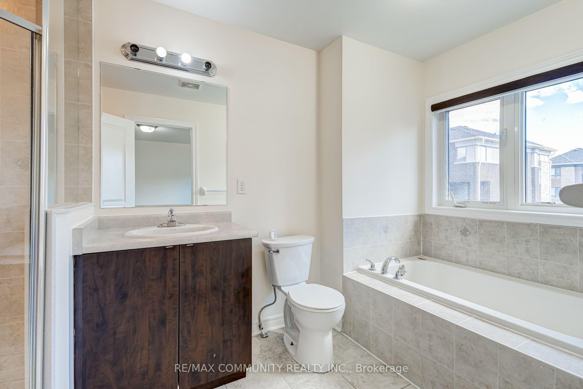Photo 20 of 66 Kempsford Crescent, Brampton, Northwest Brampton — HOMEH