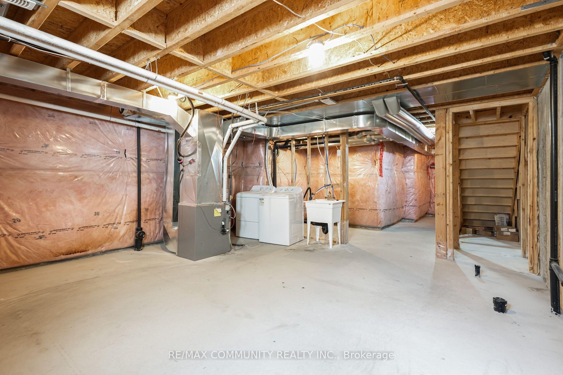Photo 30 of 66 Kempsford Crescent, Brampton, Northwest Brampton — HOMEH