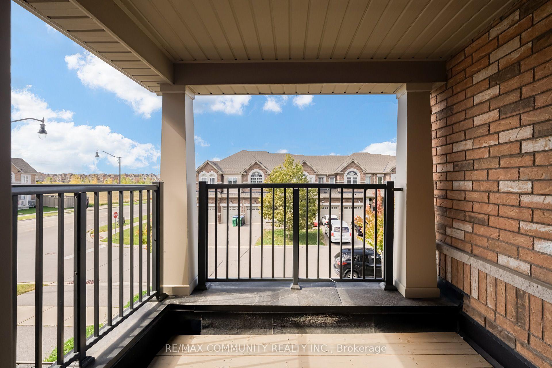 Photo 33 of 66 Kempsford Crescent, Brampton, Northwest Brampton — HOMEH