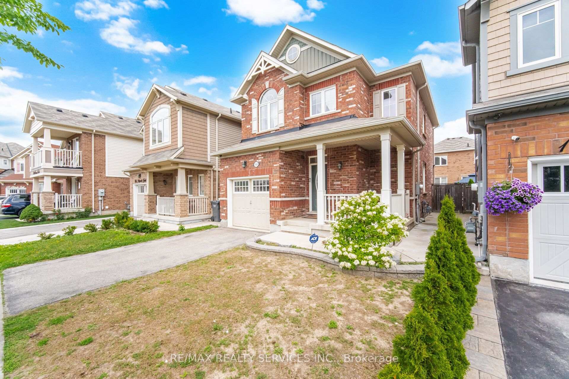 Photo 2 of 148 Miracle Trail, Brampton, Northwest Brampton — HOMEH