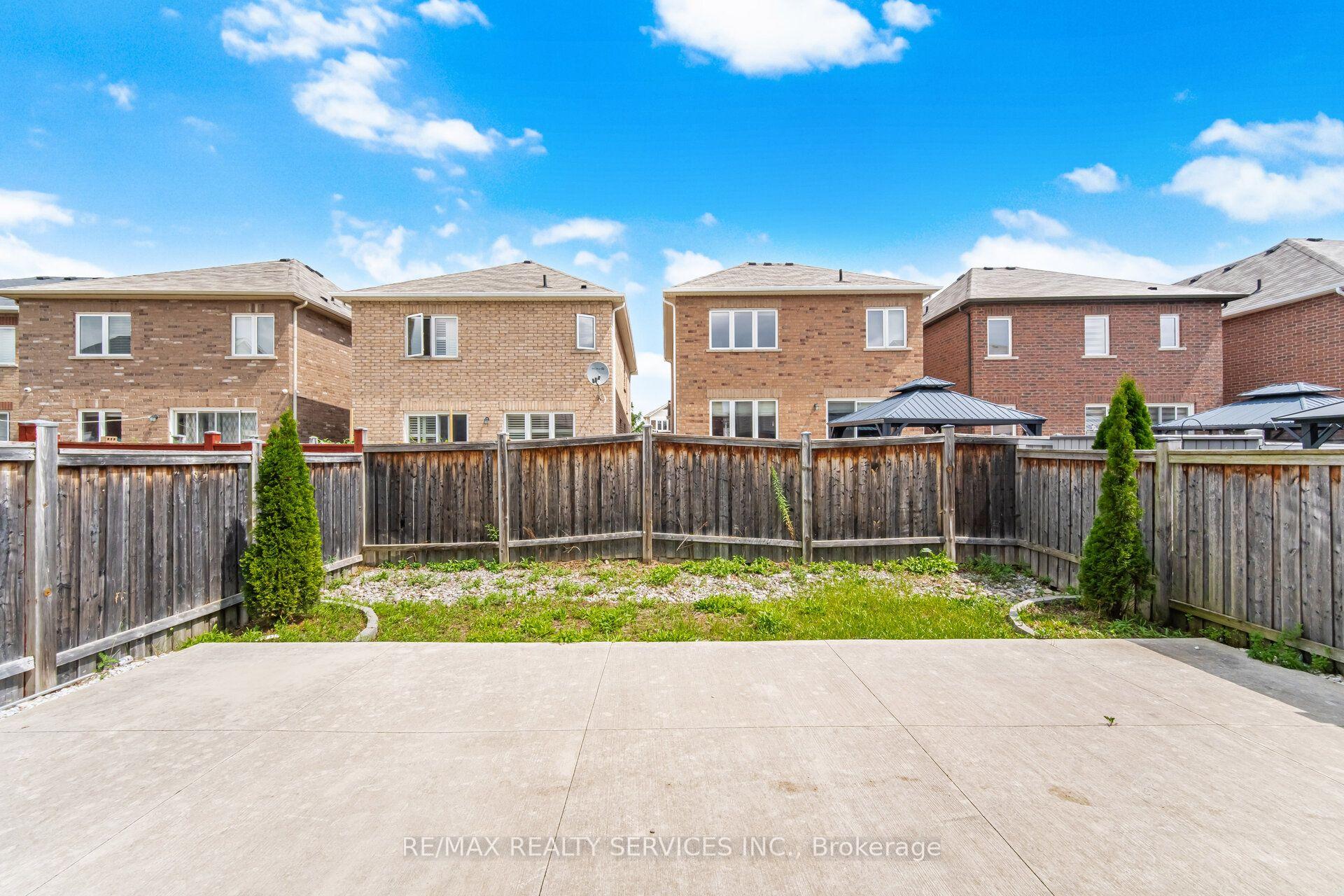 Photo 47 of 148 Miracle Trail, Brampton, Northwest Brampton — HOMEH