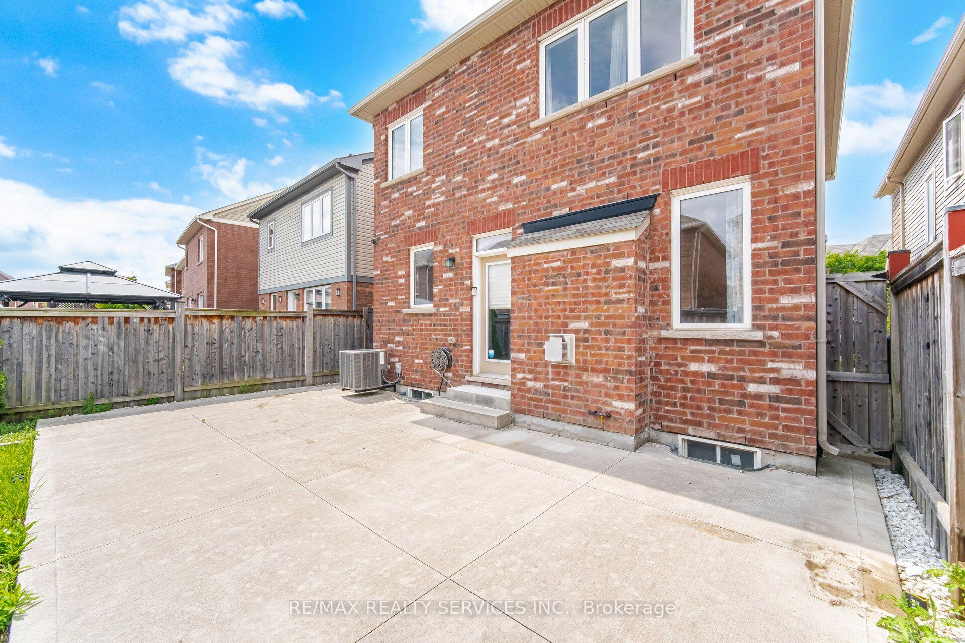 Photo 48 of 148 Miracle Trail, Brampton, Northwest Brampton — HOMEH