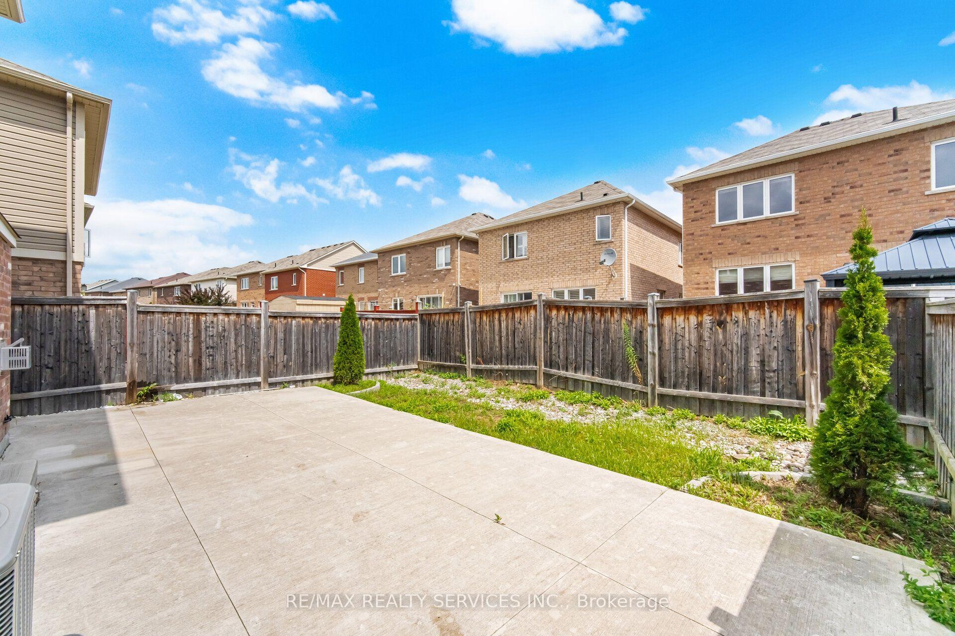 Photo 49 of 148 Miracle Trail, Brampton, Northwest Brampton — HOMEH