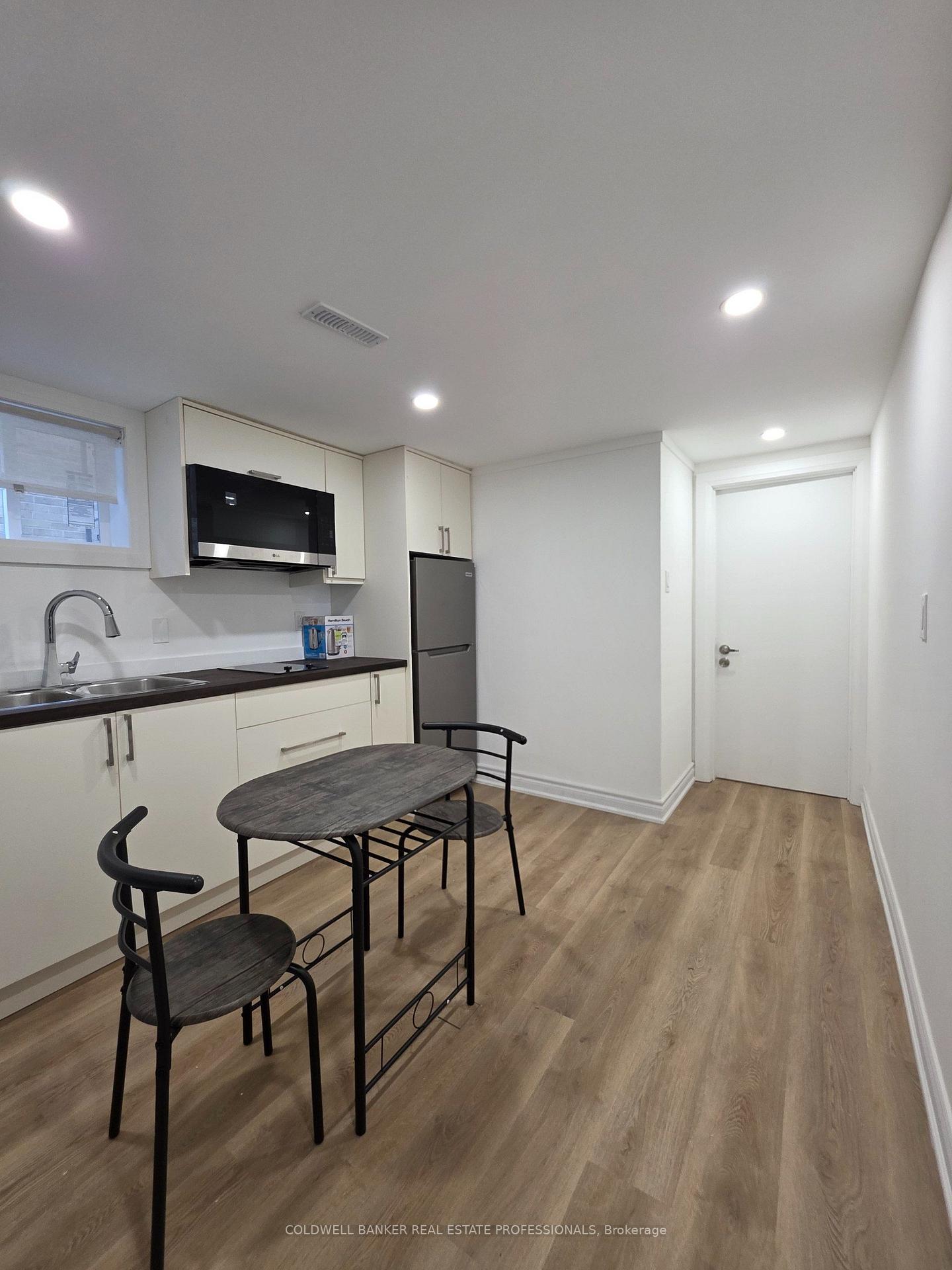 Photo 7 of Unit Basement B, 232 Newton Drive, North York, Newtonbrook East — HOMEH