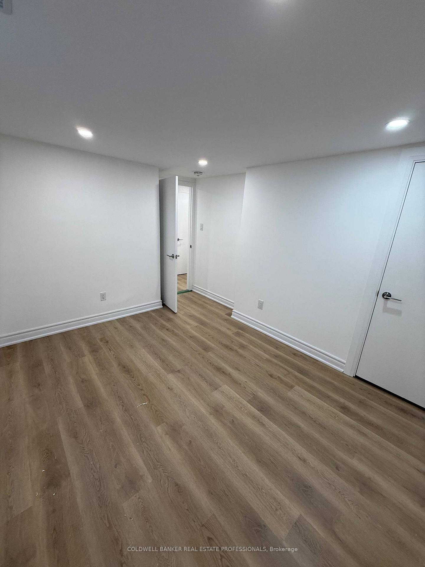 Photo 12 of Unit Basement B, 232 Newton Drive, North York, Newtonbrook East — HOMEH