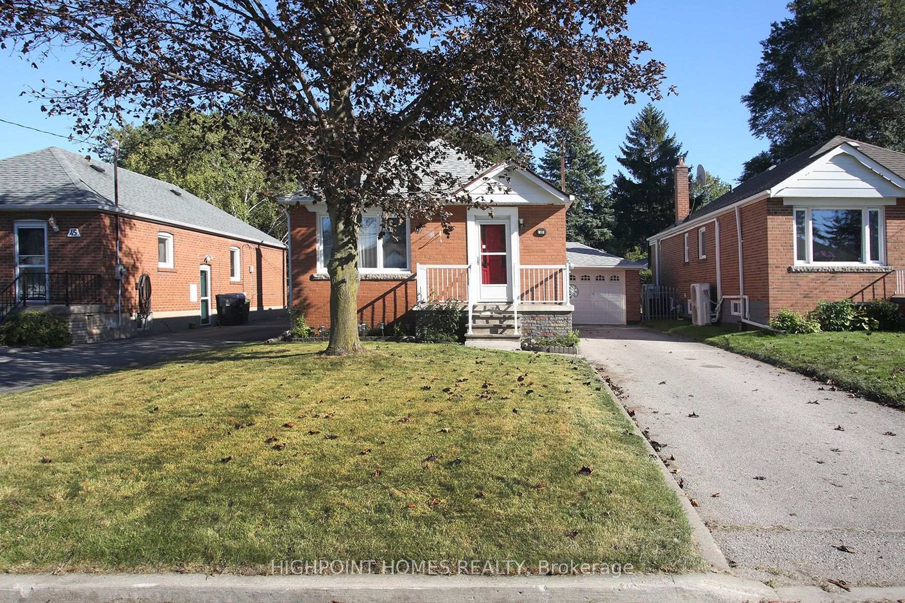 Photo 2 of 43 Roebuck Drive, Scarborough, Kennedy Park — HOMEH