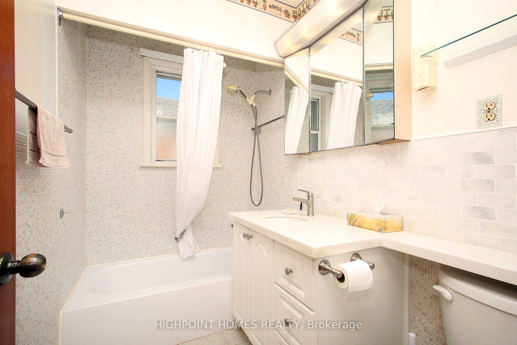 Photo 15 of 43 Roebuck Drive, Scarborough, Kennedy Park — HOMEH