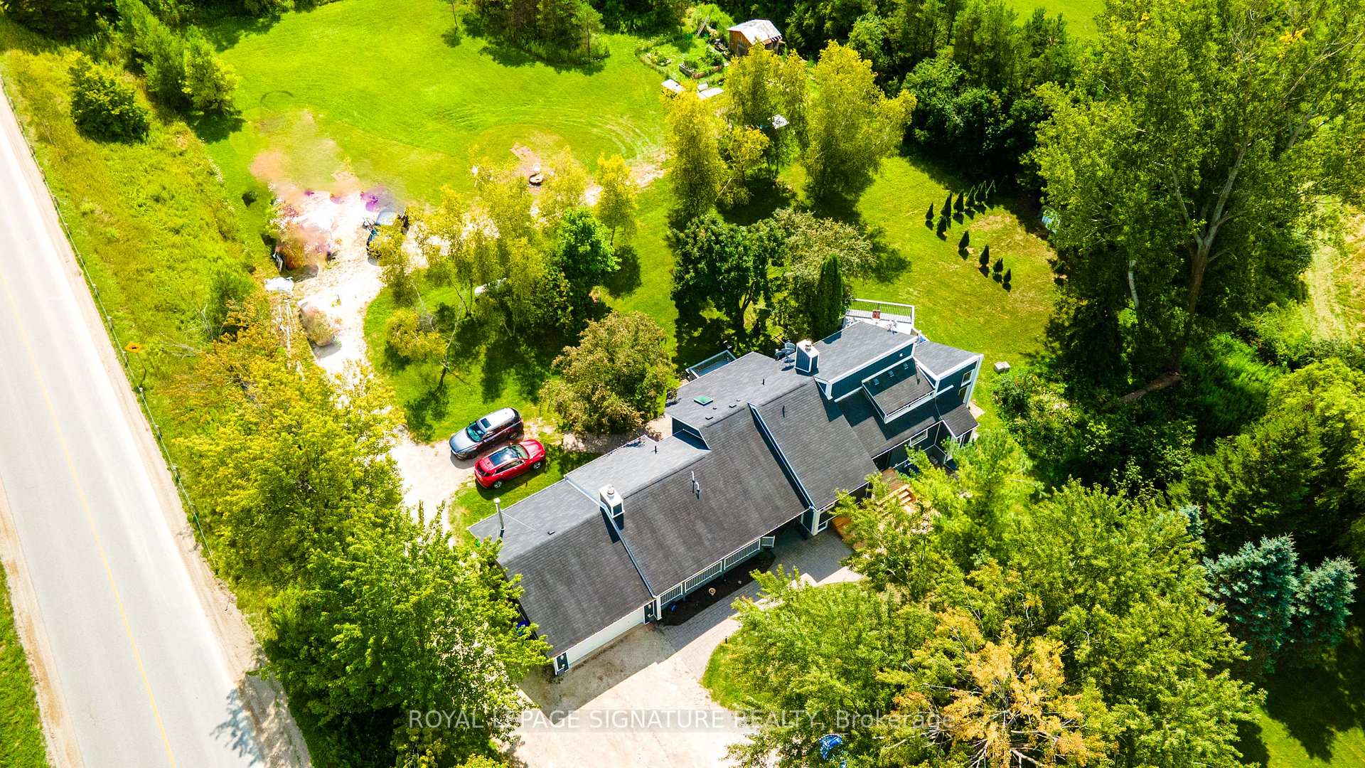 Photo 4 of 3232 15th Side Road, New Tecumseth, Rural New Tecumseth — HOMEH