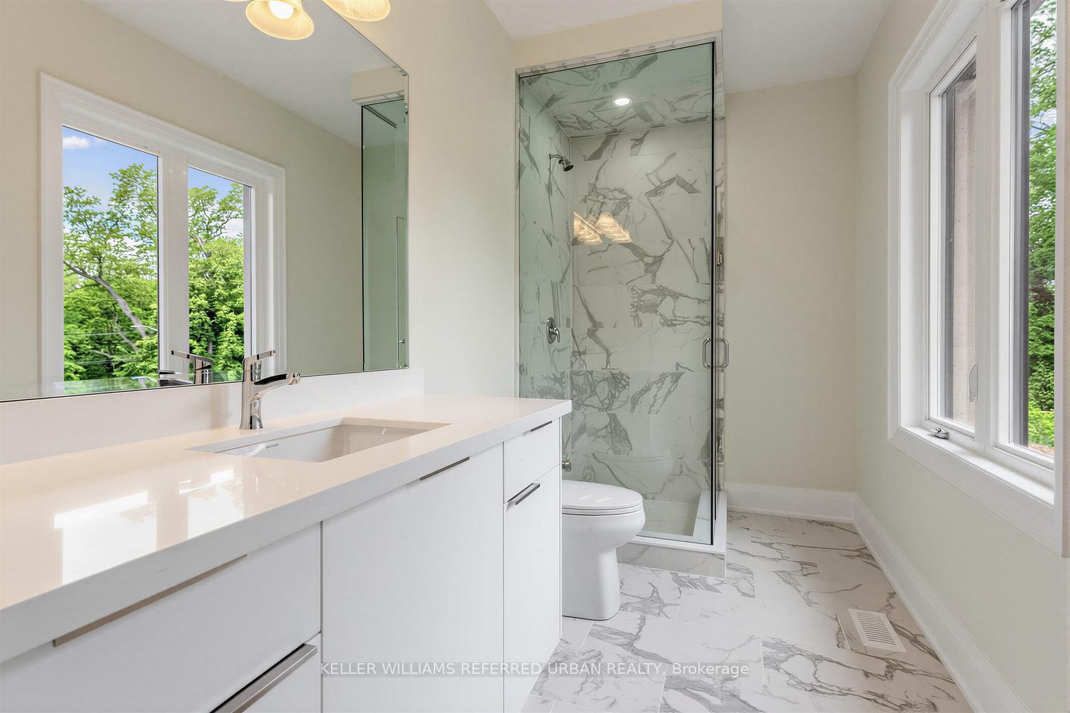 Photo 33 of 1429 Dundas Crescent, Mississauga, Erindale — HOMEH