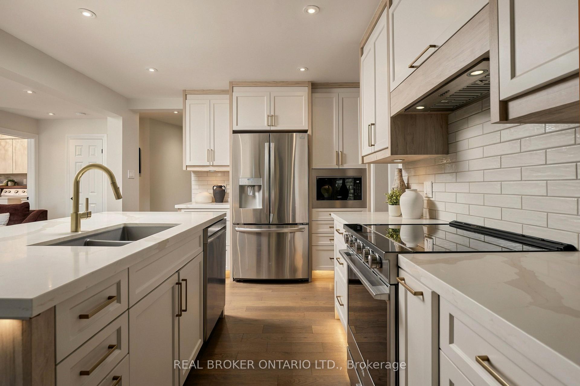 Photo 13 of 551 Kastelic Place, Burlington, Roseland — HOMEH