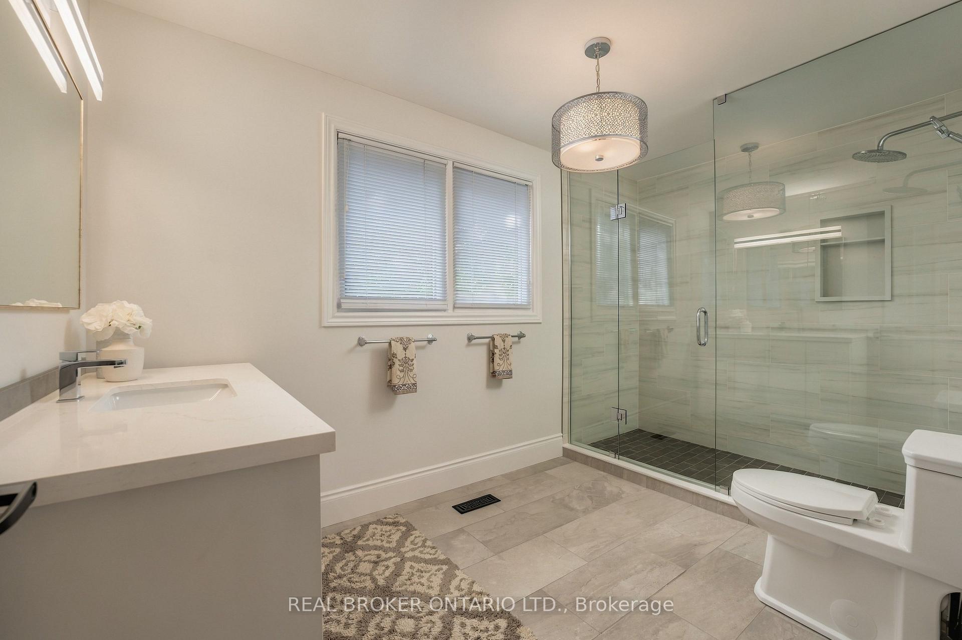 Photo 27 of 551 Kastelic Place, Burlington, Roseland — HOMEH