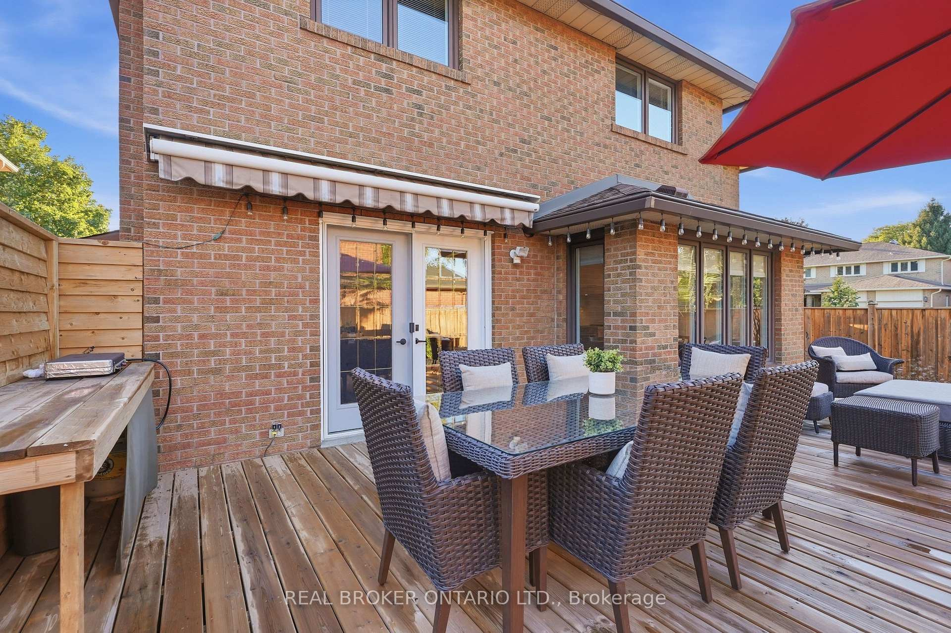 Photo 34 of 551 Kastelic Place, Burlington, Roseland — HOMEH