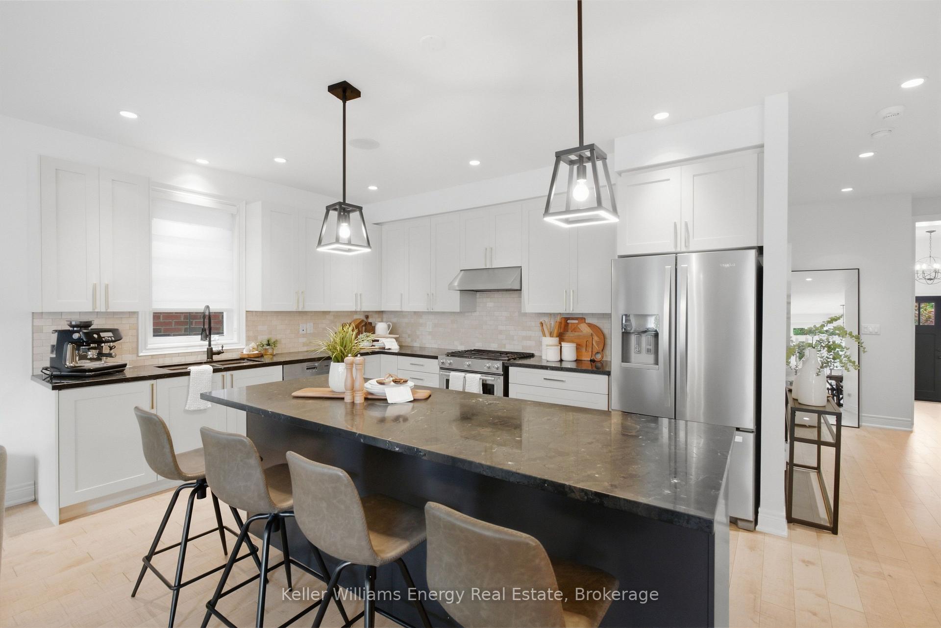 Photo 9 of 88 Underwood Drive, Whitby, Brooklin — HOMEH
