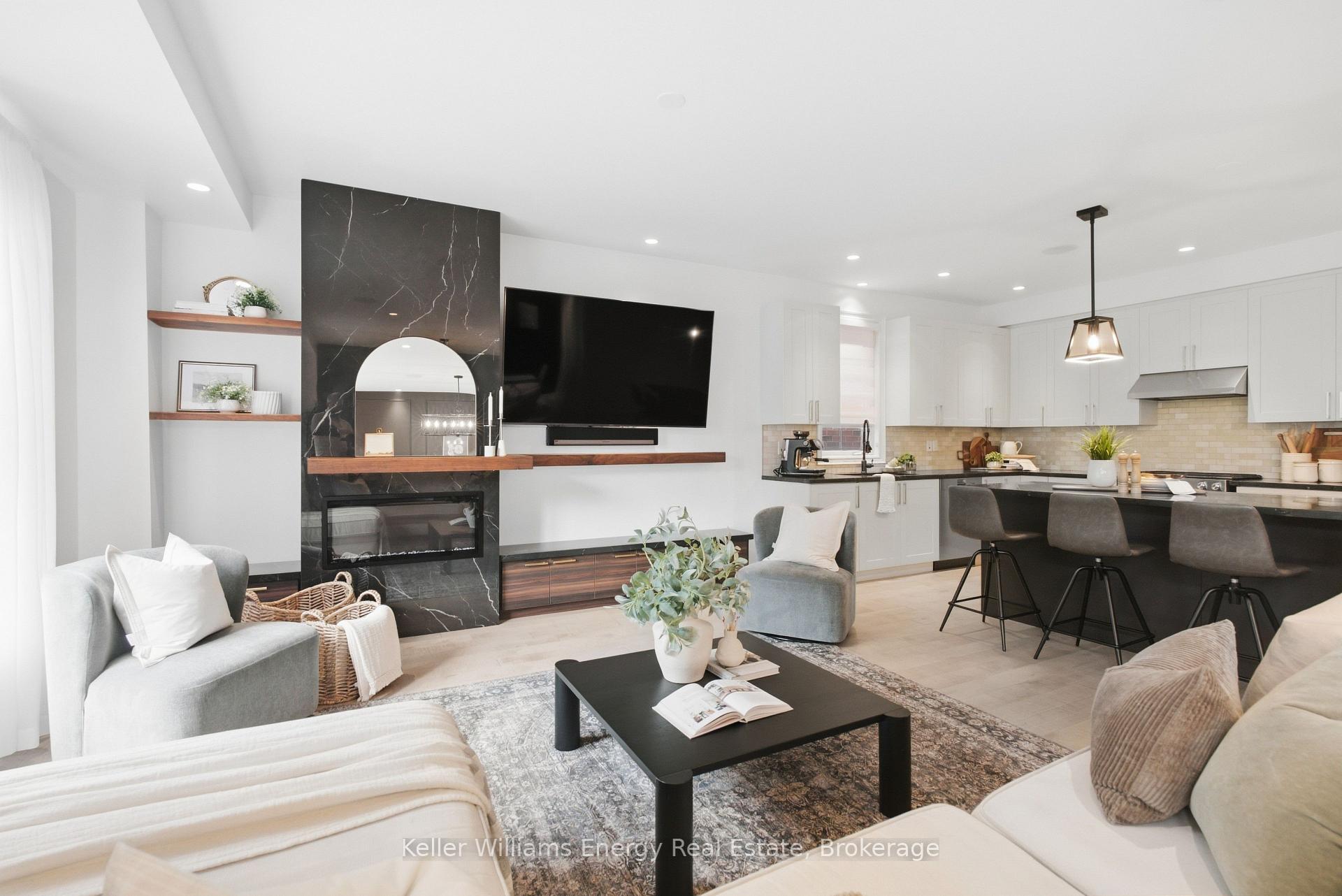 Photo 16 of 88 Underwood Drive, Whitby, Brooklin — HOMEH