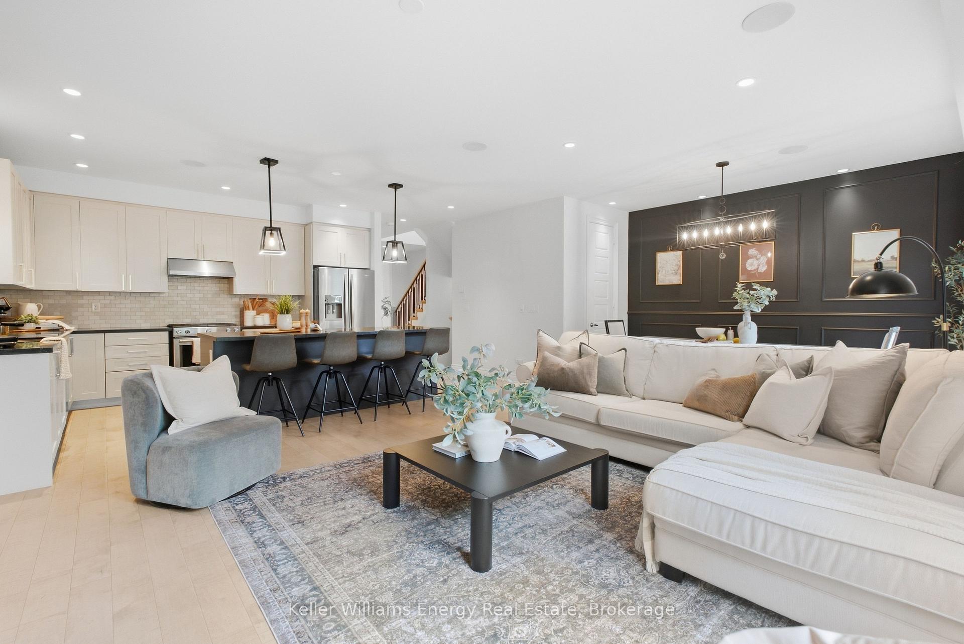 Photo 17 of 88 Underwood Drive, Whitby, Brooklin — HOMEH