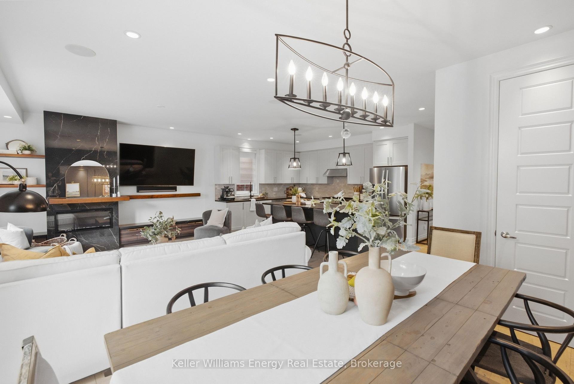 Photo 20 of 88 Underwood Drive, Whitby, Brooklin — HOMEH