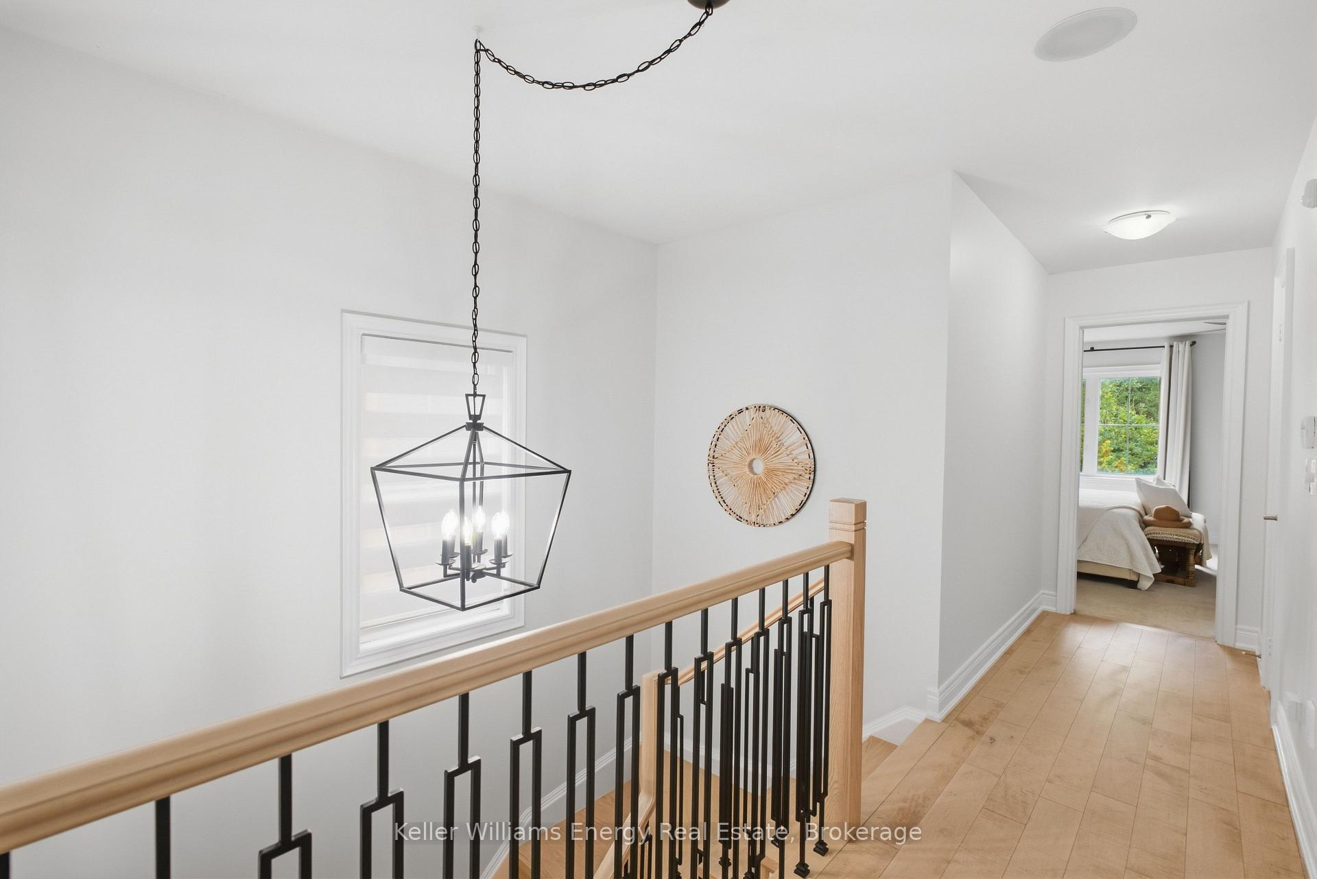Photo 23 of 88 Underwood Drive, Whitby, Brooklin — HOMEH