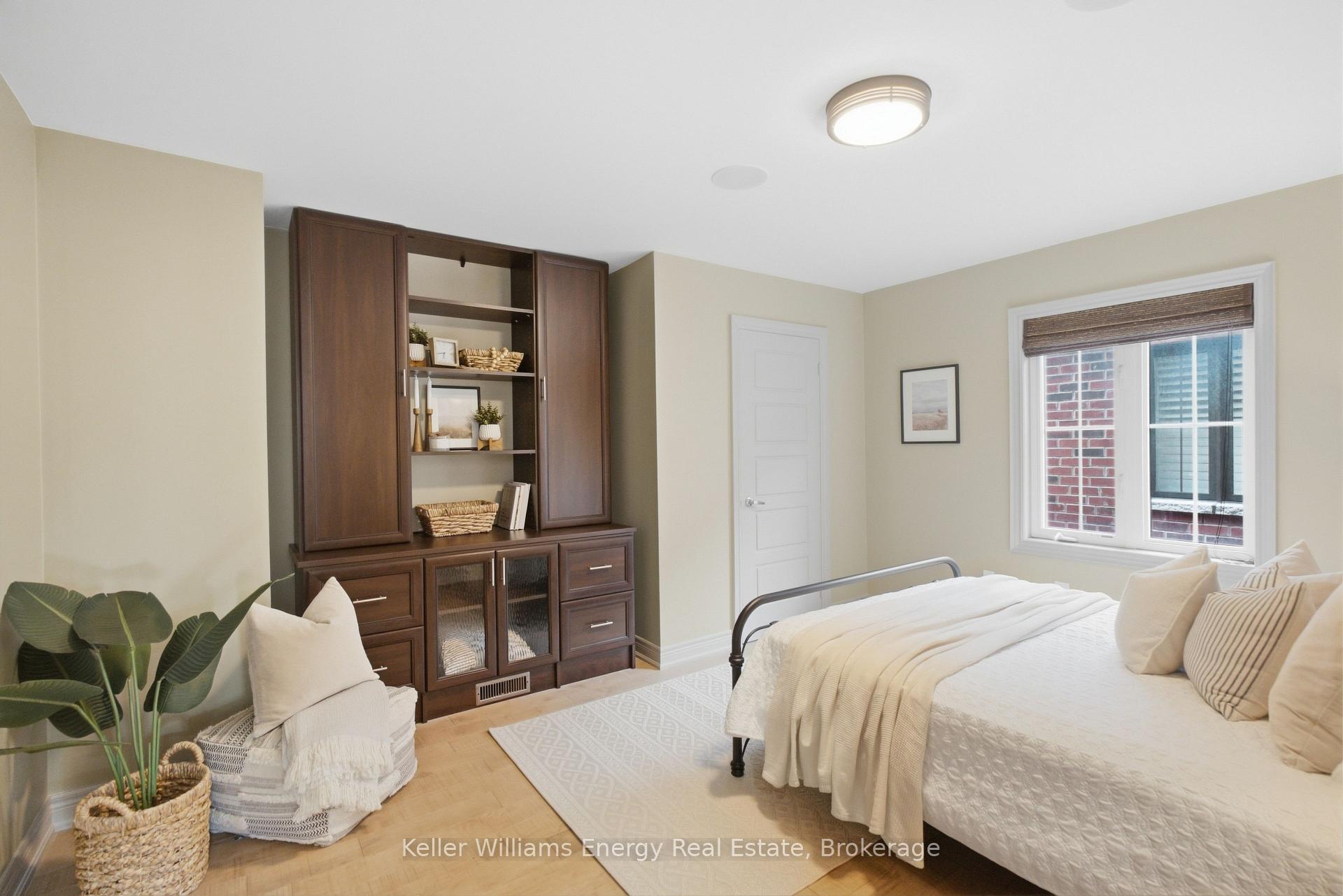 Photo 35 of 88 Underwood Drive, Whitby, Brooklin — HOMEH