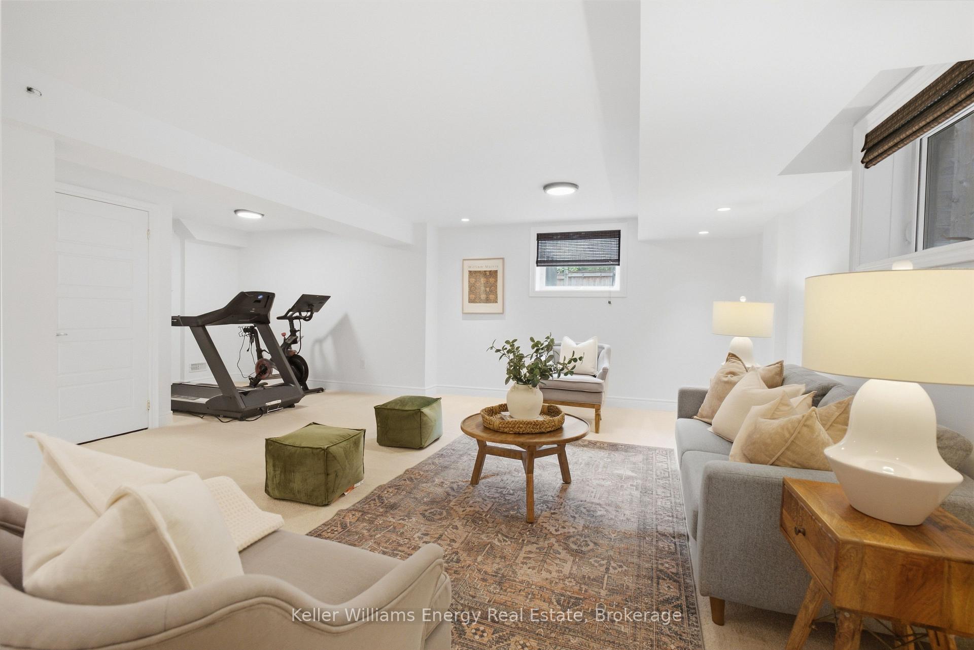 Photo 39 of 88 Underwood Drive, Whitby, Brooklin — HOMEH