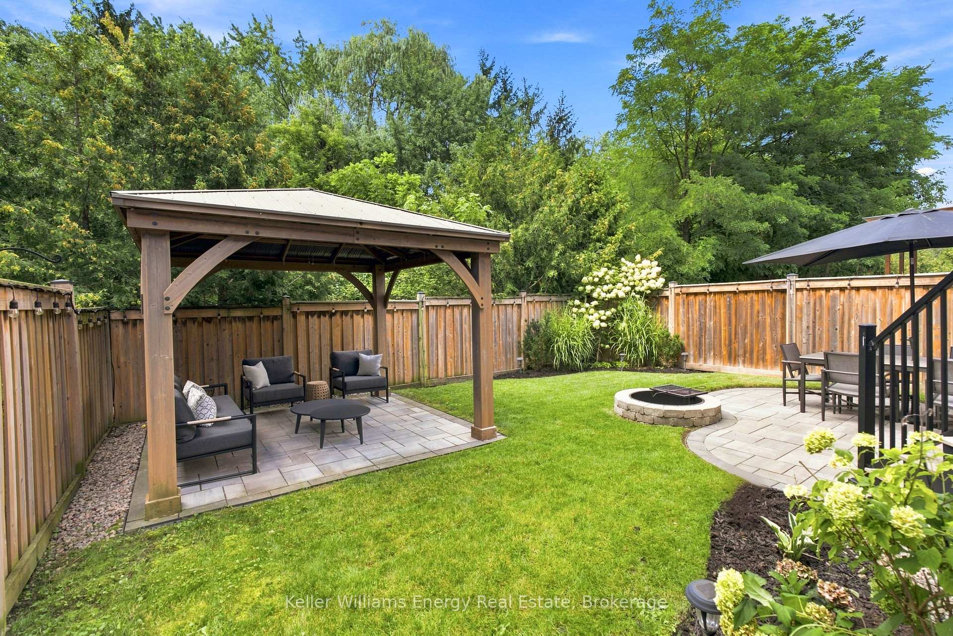 Photo 48 of 88 Underwood Drive, Whitby, Brooklin — HOMEH