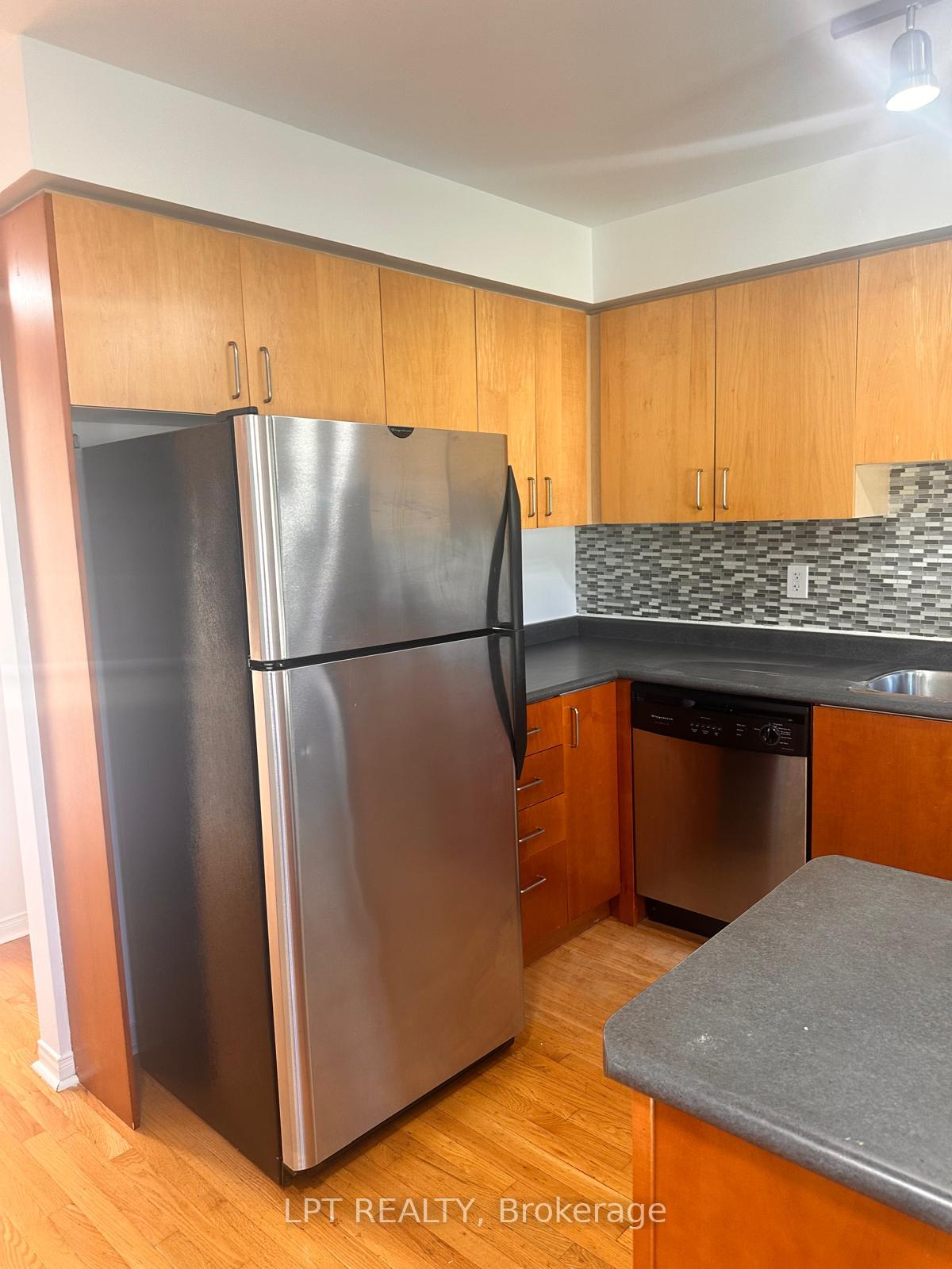 Photo 8 of Unit 24, 735 Sheppard Avenue, Pickering, Woodlands — HOMEH