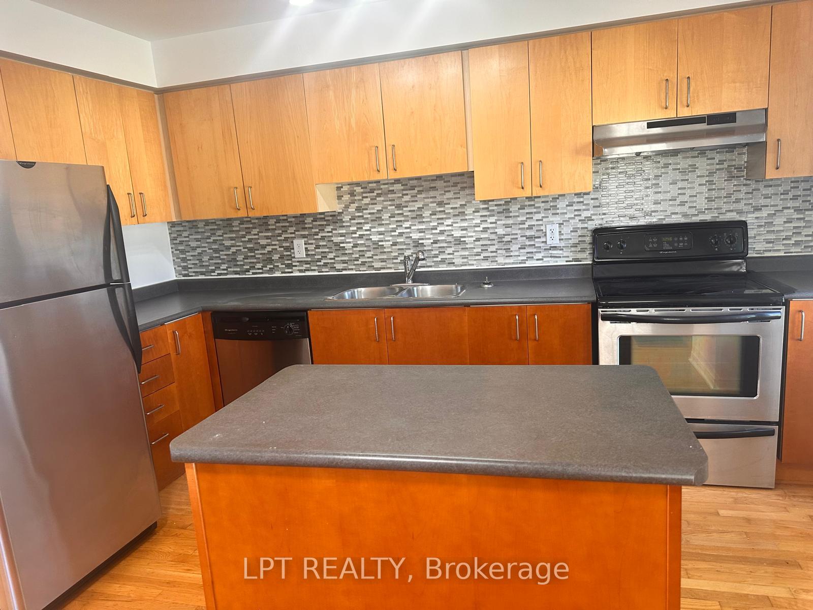 Photo 11 of Unit 24, 735 Sheppard Avenue, Pickering, Woodlands — HOMEH