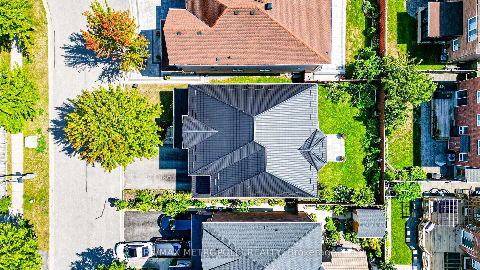 Photo 7 of 58 Dunwell Crescent, Ajax, Northeast Ajax — HOMEH