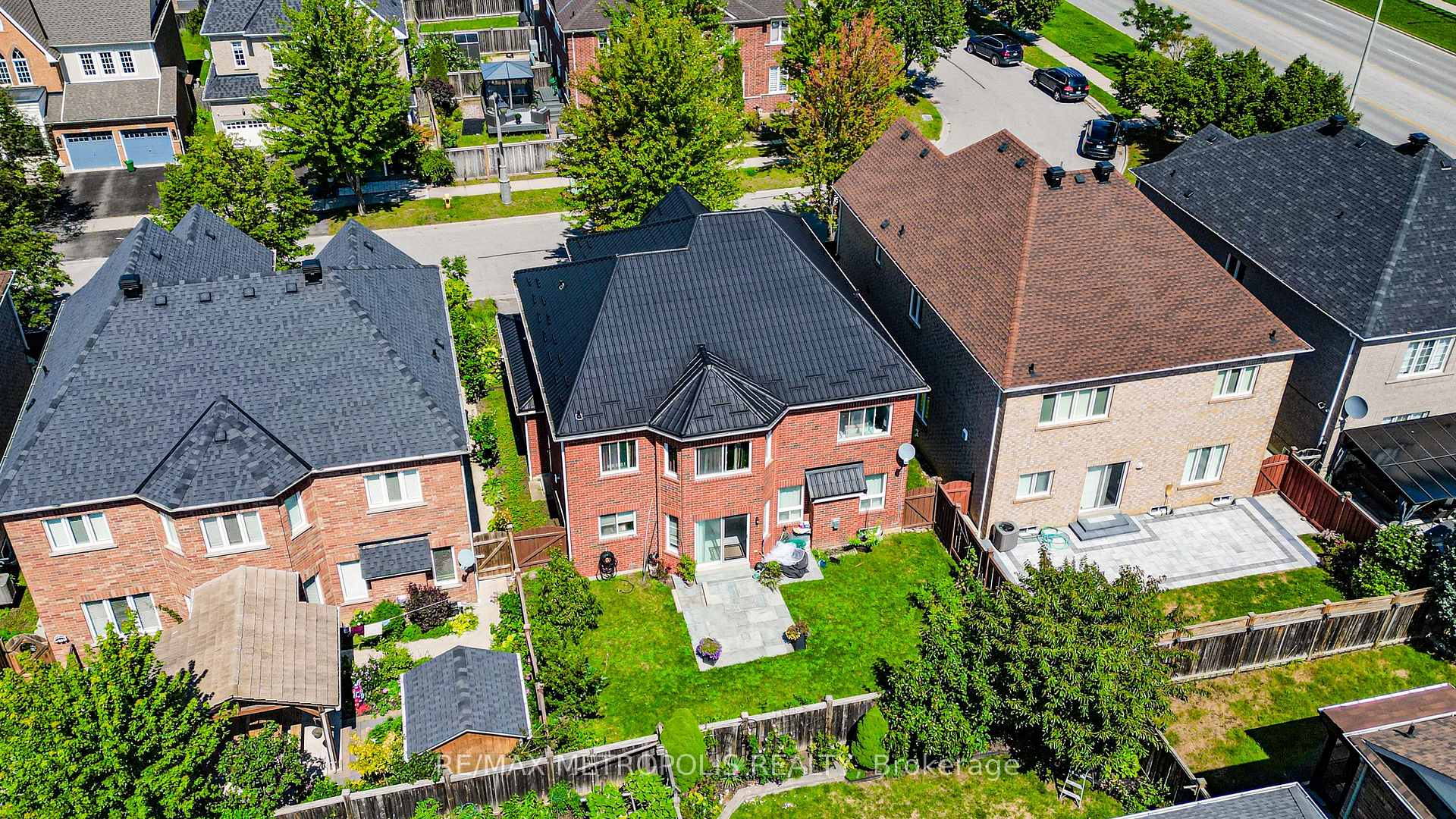 Photo 8 of 58 Dunwell Crescent, Ajax, Northeast Ajax — HOMEH