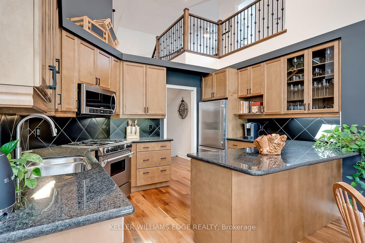 Photo 4 of 4285 Couples Crescent, Burlington, Rose — HOMEH