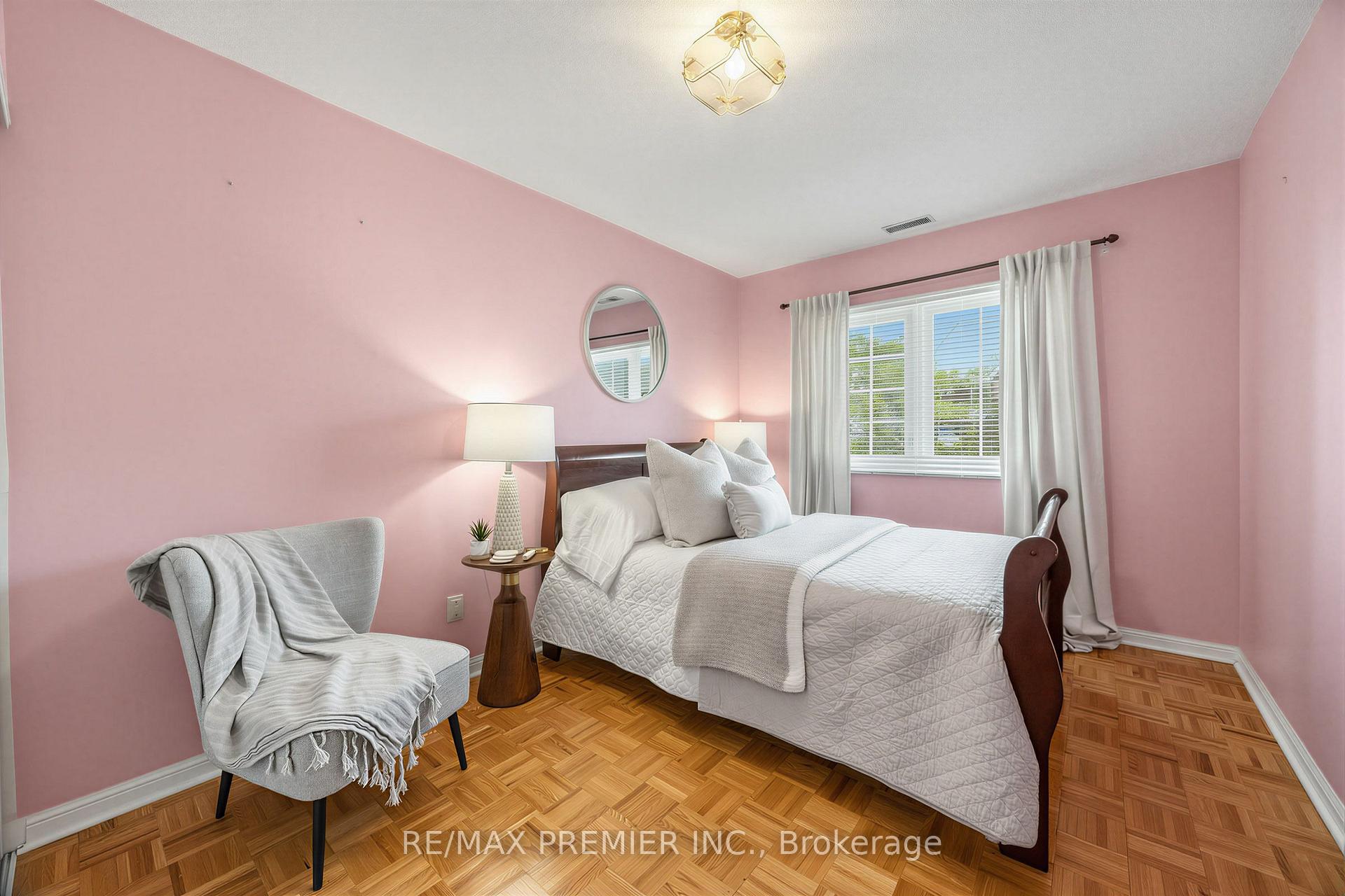 Photo 6 of Unit 602, 1400 The Esplanade N, Pickering, Town Centre — HOMEH