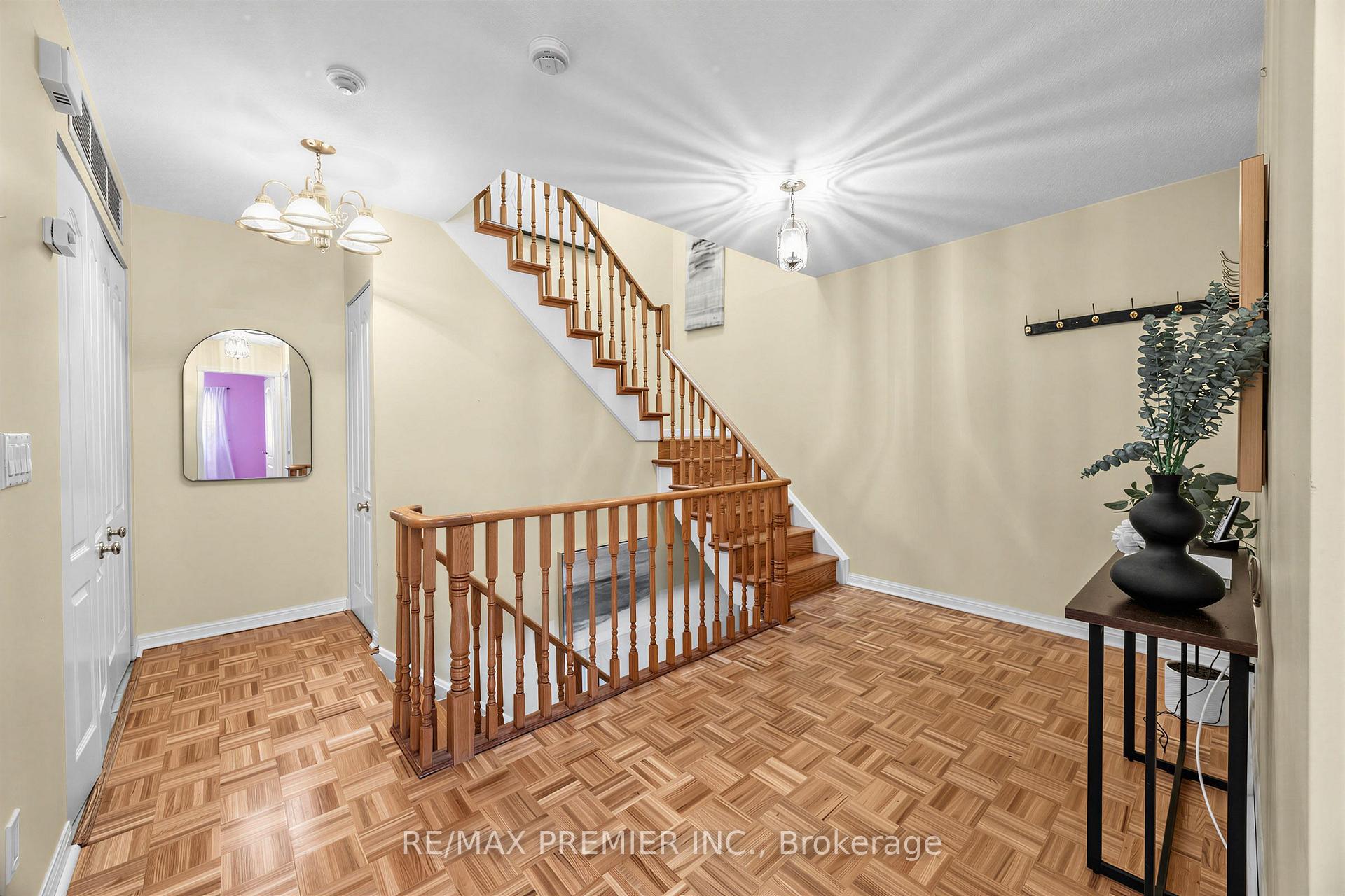 Photo 8 of Unit 602, 1400 The Esplanade N, Pickering, Town Centre — HOMEH