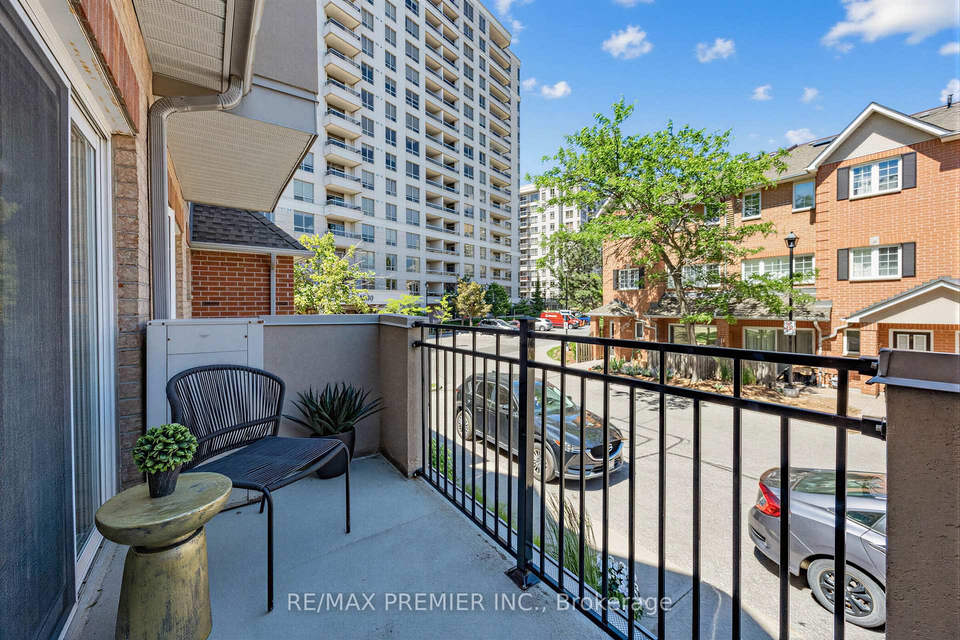 Photo 11 of Unit 602, 1400 The Esplanade N, Pickering, Town Centre — HOMEH