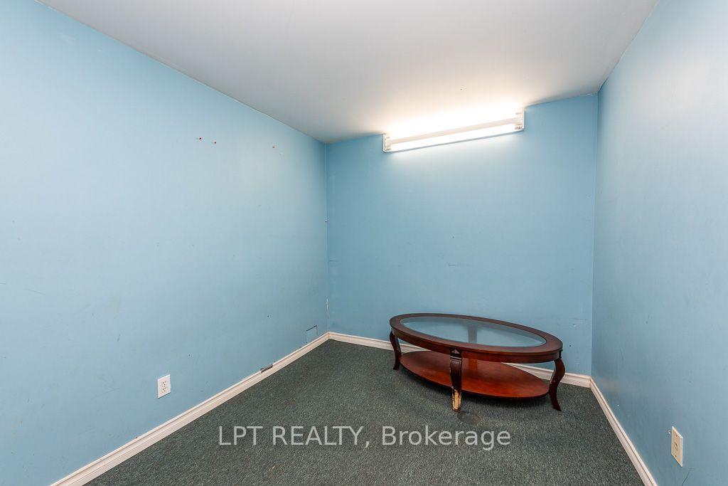 Photo 31 of 111 Dearbourne Boulevard, Brampton, Southgate — HOMEH