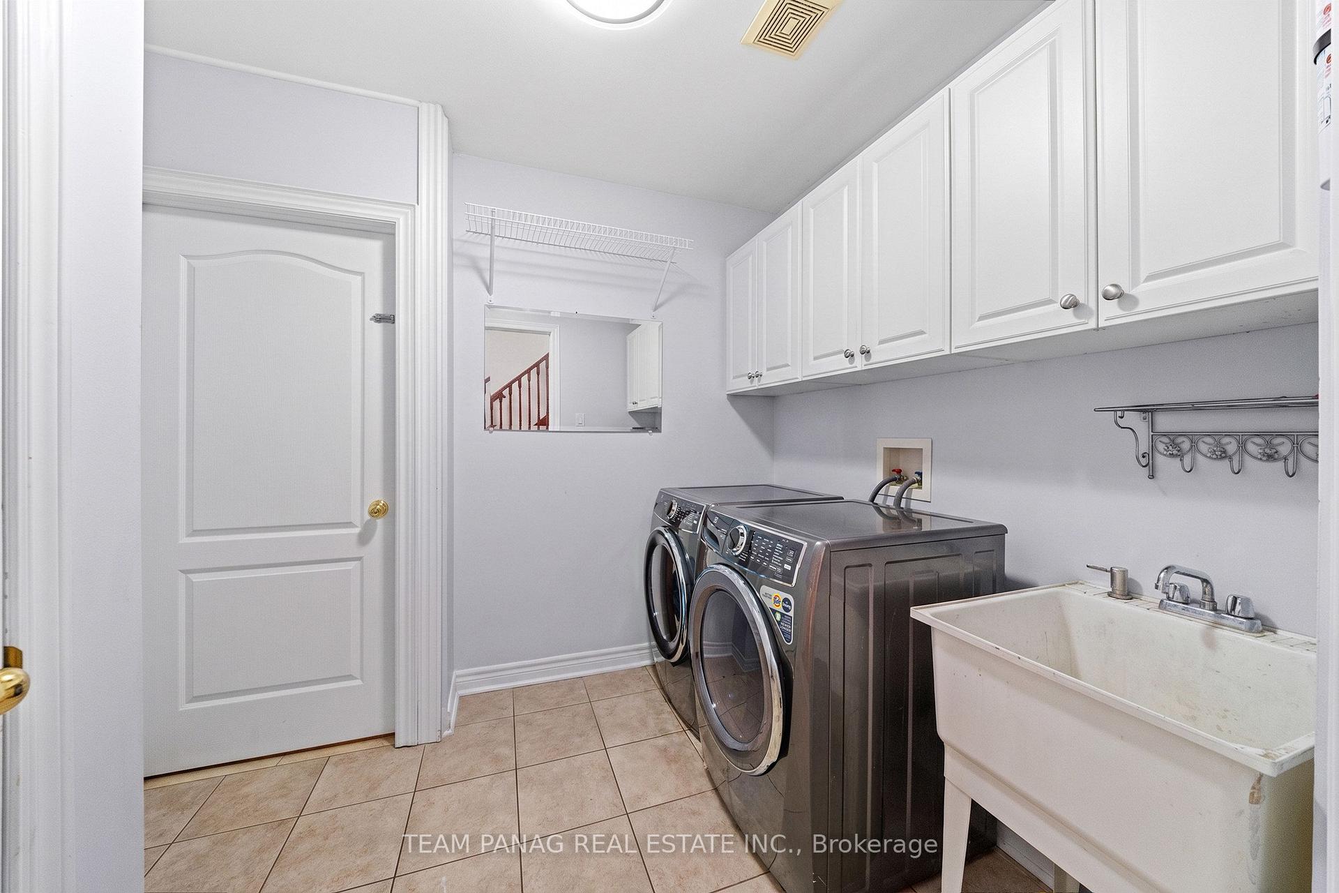 Photo 22 of 47 Sorbonne Drive, Brampton, Vales of Castlemore North — HOMEH