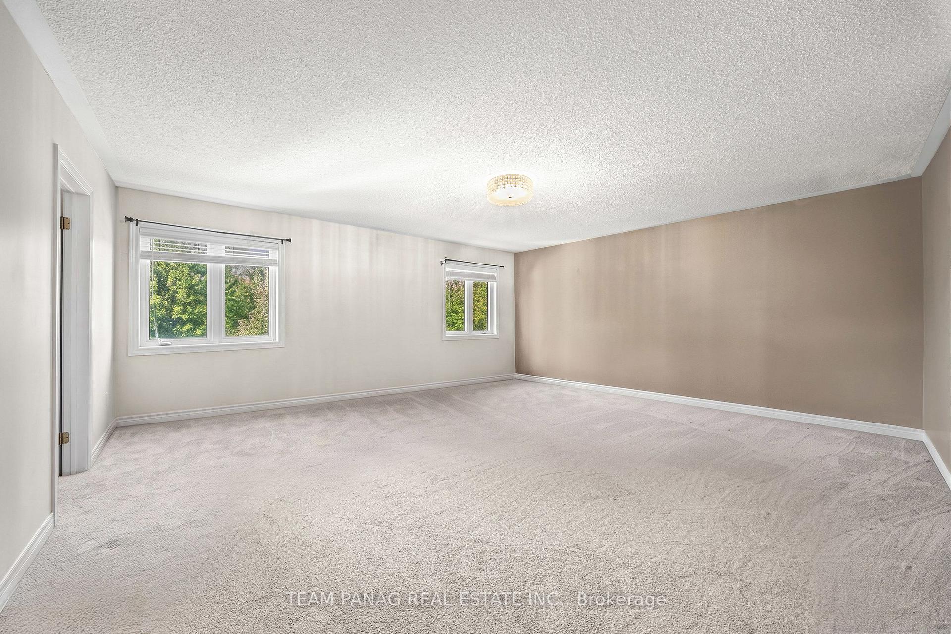 Photo 25 of 47 Sorbonne Drive, Brampton, Vales of Castlemore North — HOMEH