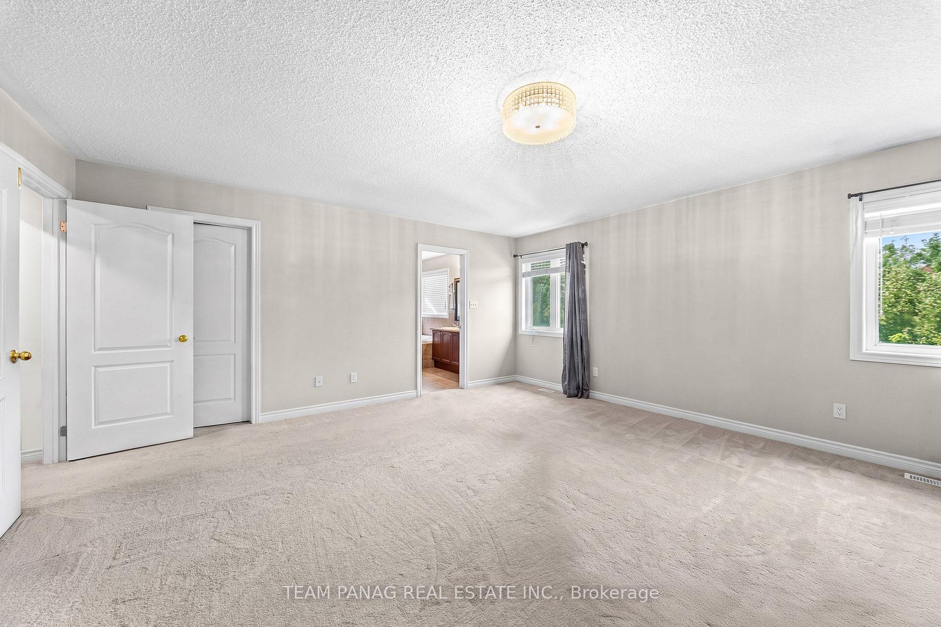 Photo 26 of 47 Sorbonne Drive, Brampton, Vales of Castlemore North — HOMEH