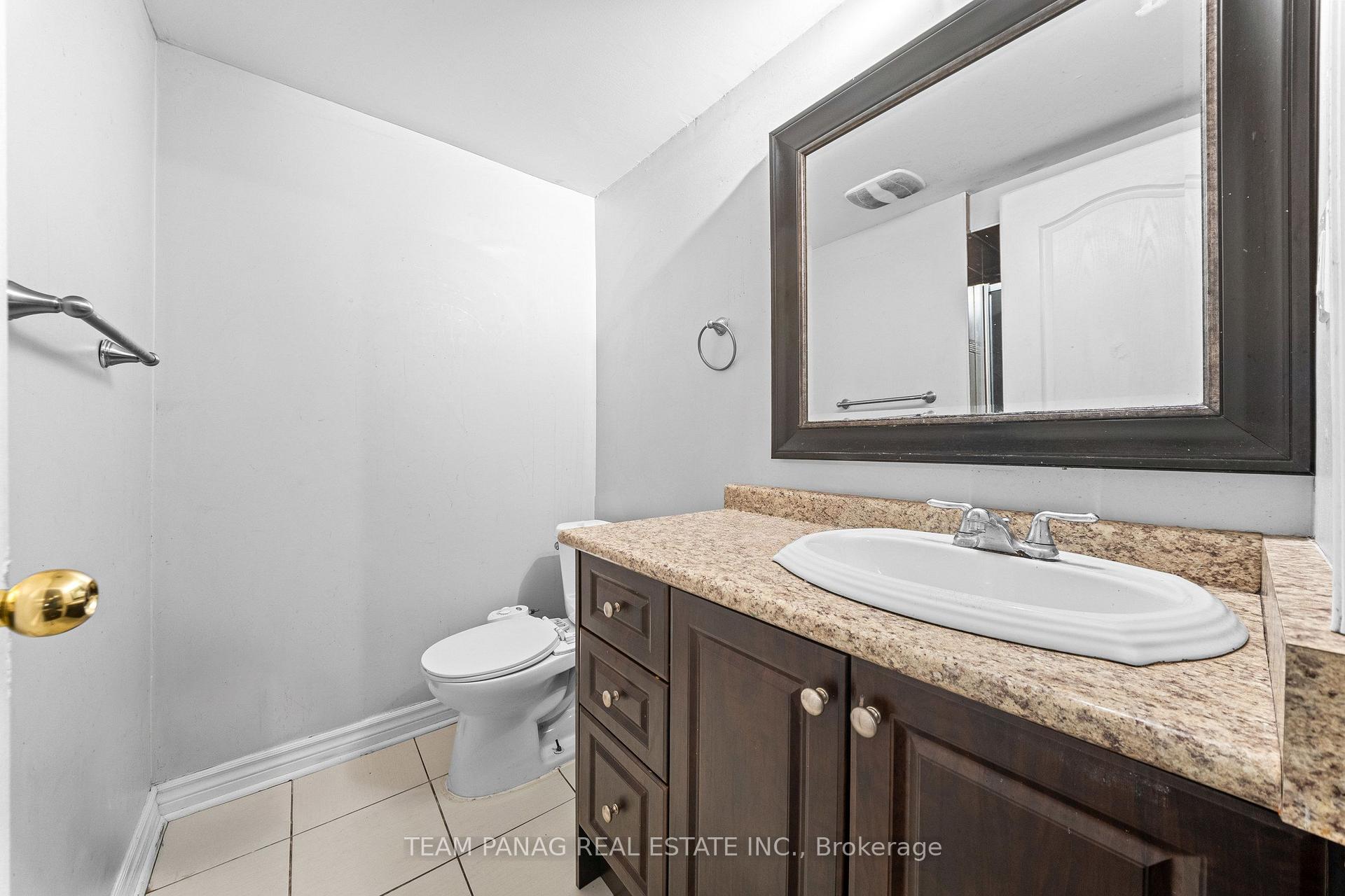 Photo 41 of 47 Sorbonne Drive, Brampton, Vales of Castlemore North — HOMEH