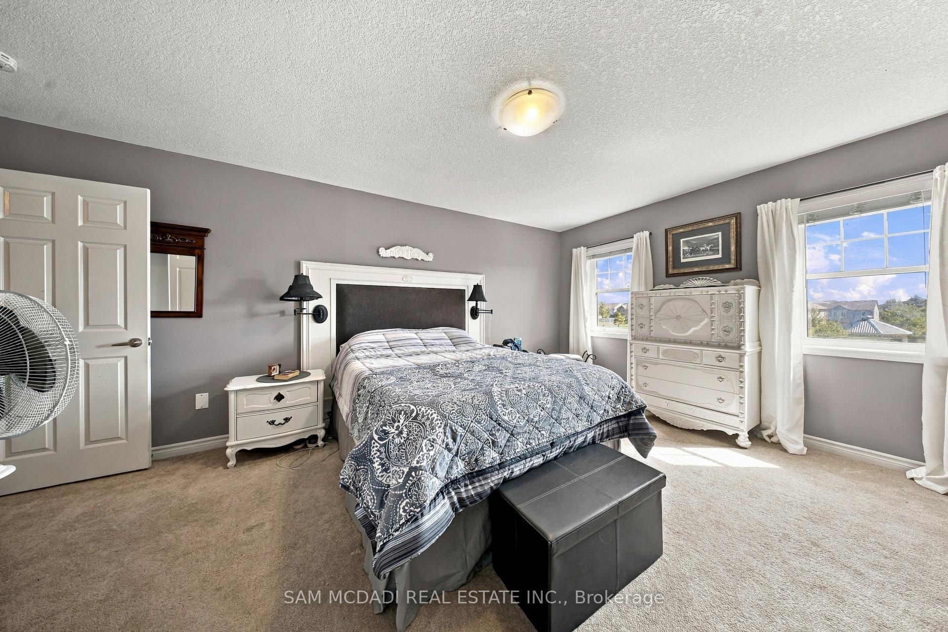 Photo 16 of 8 Celano Drive, Hamilton, Waterdown — HOMEH