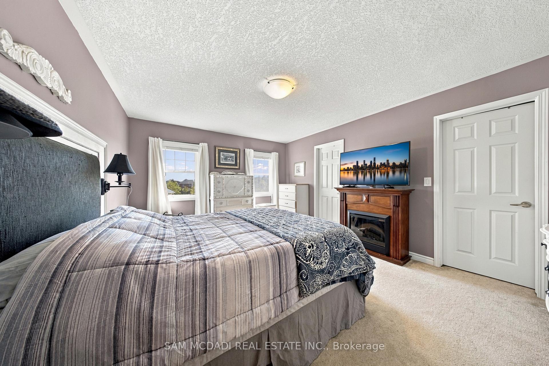 Photo 17 of 8 Celano Drive, Hamilton, Waterdown — HOMEH